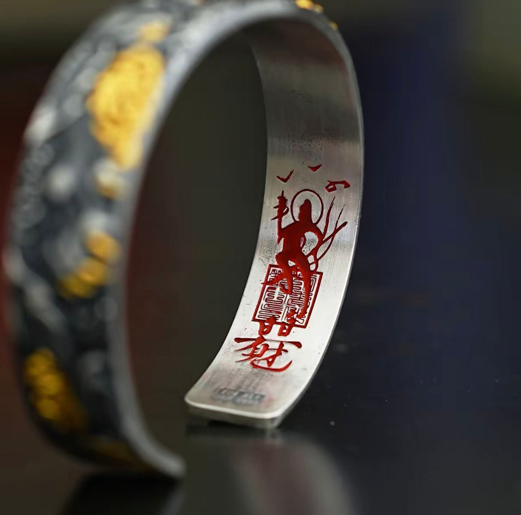 Lone Wolf Guardian Gilded Bracelet ｜925 Silver