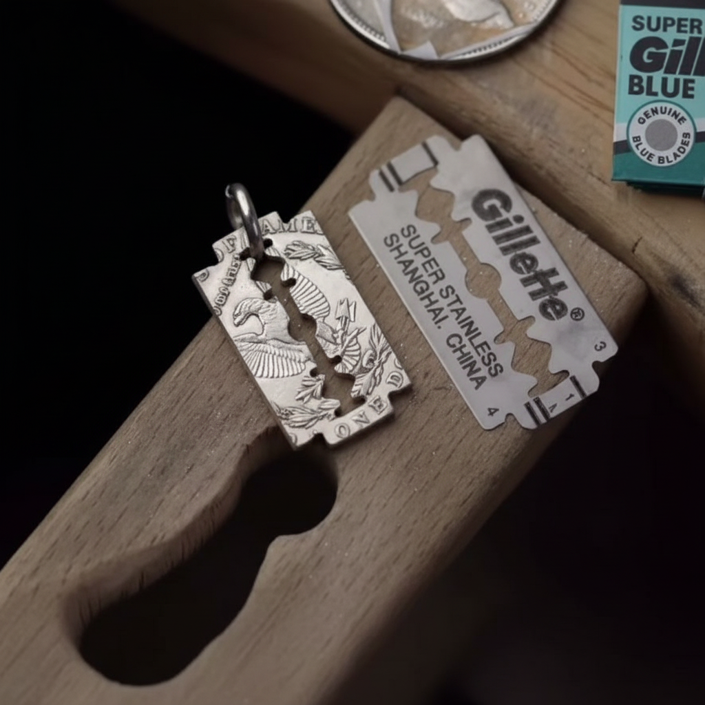 Razor Blade Pendant 1:1 Original Tone